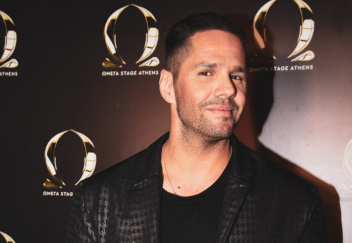 e88094d9f653642d9dcf4e9a76405ecc L.jpg