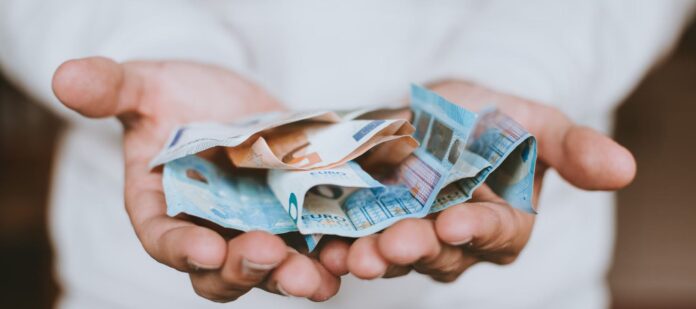 efapaks.jpg efapaks.jpg