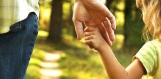 epidoma paidiou 1.jpg