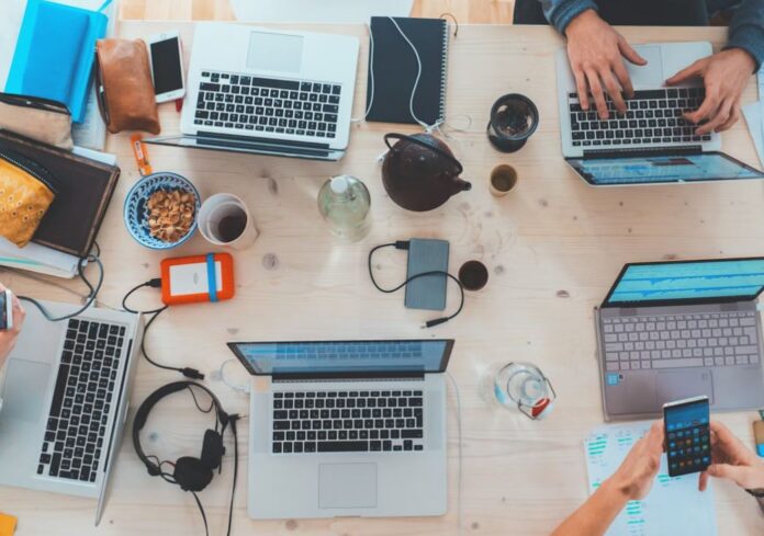 epixeiriseis 1 2.jpg