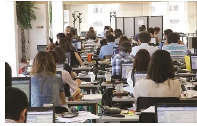 ergazomenoi 1 2.jpg ergazomenoi 1 2.jpg