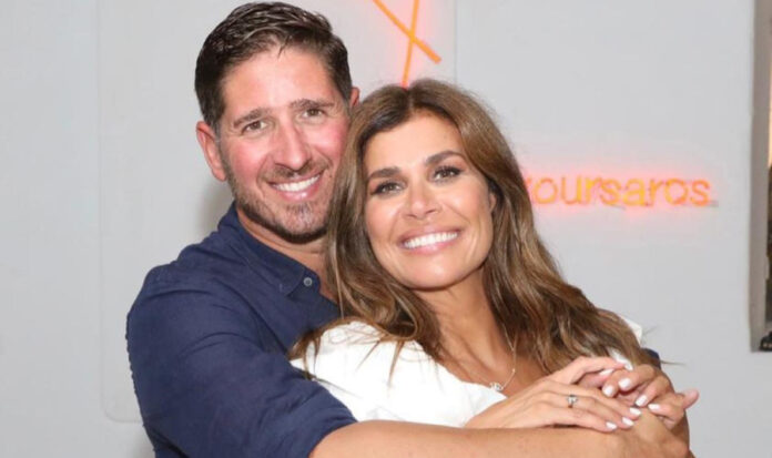 f54cf4875e44ba2b2044cc66448ac9b6 L.jpg