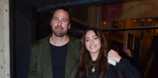 faca5bf741e82a3b6393a616a6a3ad56 L.jpg