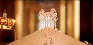 jewels louvre 1200x630.jpg