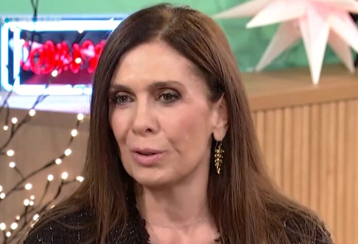 katerinadidaskalou glom.jpg