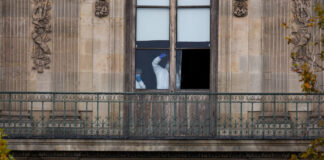 louvre reuters 3 1 1200x630.jpg