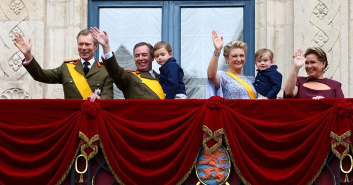 luxembourg s grand duke guillaume his wife grand duchess stephanie prince charles prince francois grand duke henri and grand duchess maria teresa 1200x630.jpg