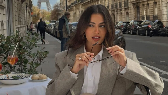 makeupbr.jpg makeupbr.jpg