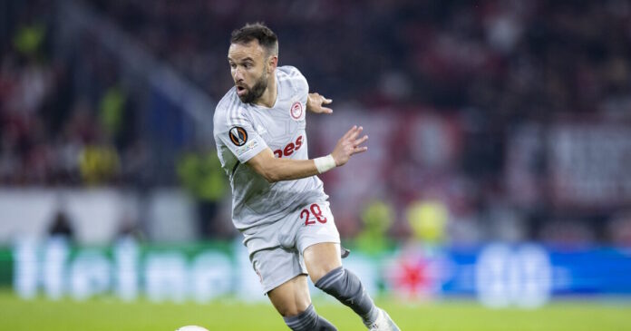 mathieu valbuena ap 1200x630.jpg