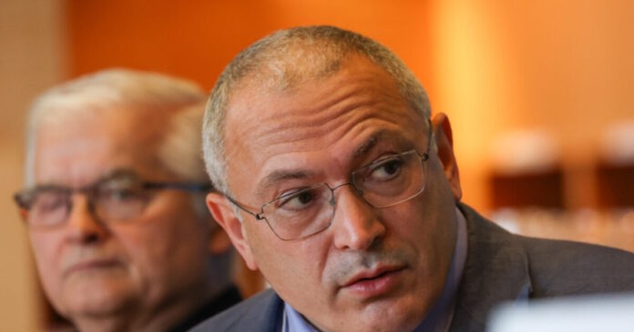 mikhail khodorkovsky epa 1 1200x630.jpg