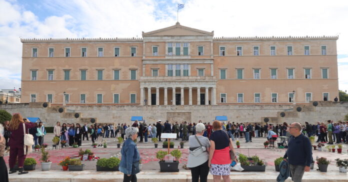 mnimeio agnostou stratioti eurok 1200x630.jpg