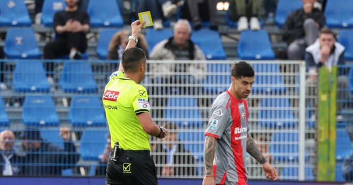 referee 1 1200x630.jpg