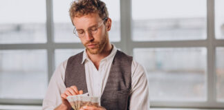 zodia oikonomika.jpg