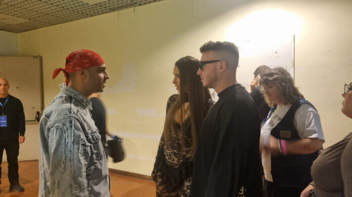 1180220c6ac147e06c53407256598ca9 L.jpg 1180220c6ac147e06c53407256598ca9 L.jpg