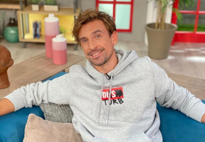 178b4a0cf195da5c554c4b9ae38c0e43 L.jpg