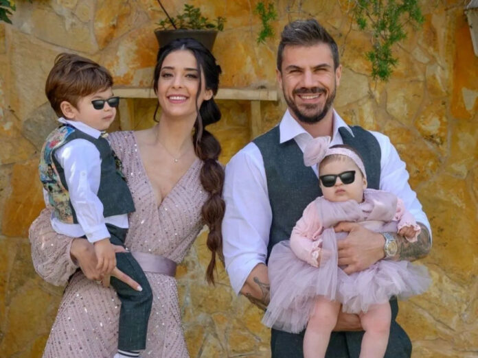 1bee6181a0fc6064a7f07b7bfdbc0f29 L.jpg