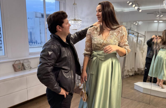 257e5695b078f48a785a526fe28a2ea9 L.jpg