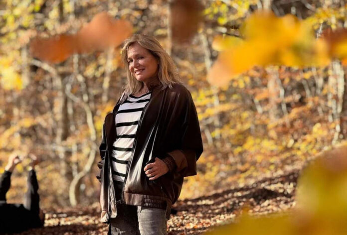 26c247668e93abe5f1d55df764de77f2 L.jpg