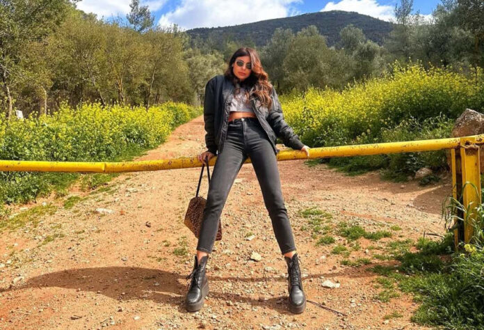 2dd049488ca5e80aa82d334271172c16 L.jpg