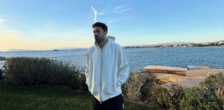 2fb96d15e233af54d04cb57bad2e7057 L.jpg