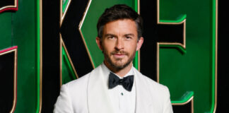 33e52370943ecd6dc2c8813be5467eb5 L.jpg