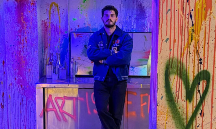 3444acc2520ac925bda9c28320eff6e2 L.jpg