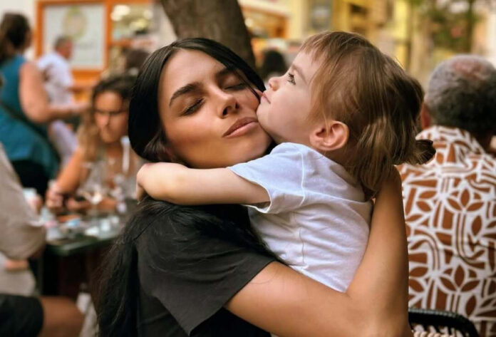 34f44c5f60b6d4649f07b99858911d9f L.jpg