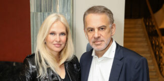 445b0b3662483793d101a7c1ae2560f9 L.jpg