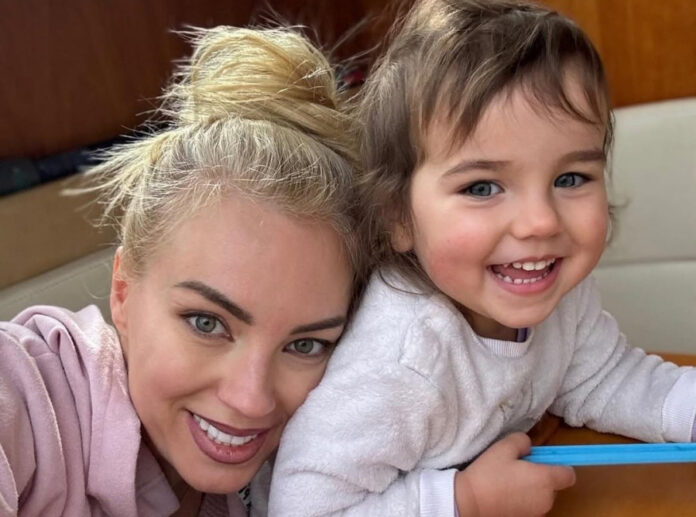 4f4c207d6fcd07e0b429e4d1576232db L.jpg