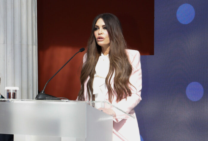 5020c4e70d07b1c8a899464b960d61b5 L.jpg