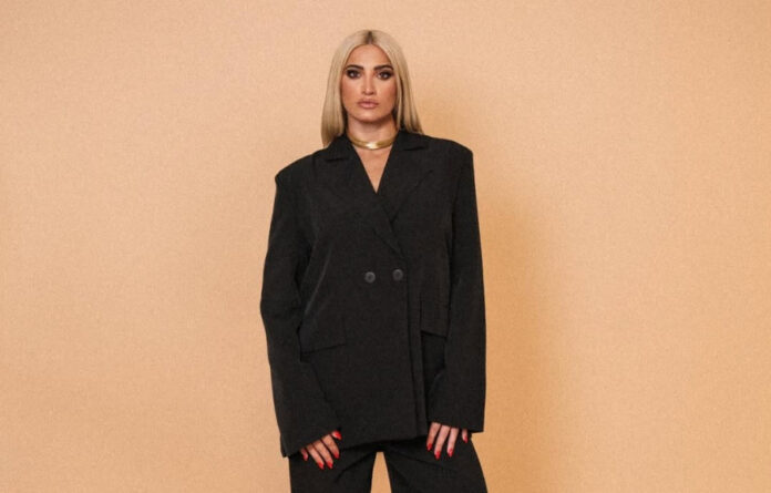 60edb53b83e426cbbe9d113503eea407 L.jpg