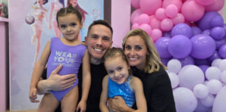 76d663ebb2c1bf389abd25403ed440df L.jpg