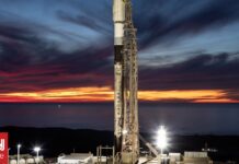 8718a8b6 transporter 15sunsetvertical1152full og.jpg