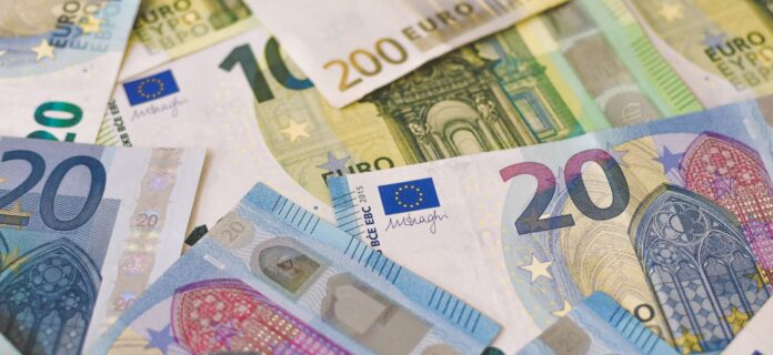 Elliniko Dimosionomiko Symboulio.jpg Elliniko Dimosionomiko Symboulio.jpg