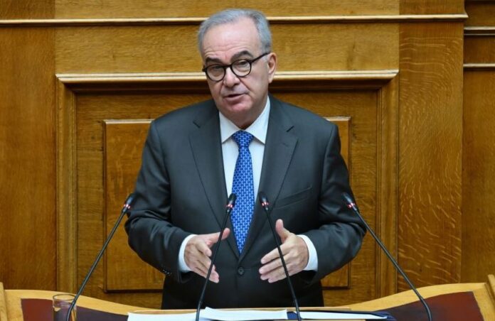 Nikos Papathanasis 2.jpg