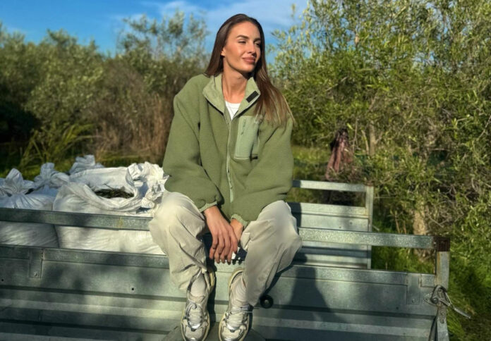 a359287c5982fadbc57ee7a970c8c418 L.jpg