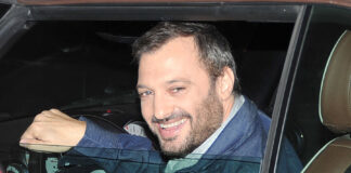 afe14df07ddf3387456e98025d5577f7 L.jpg