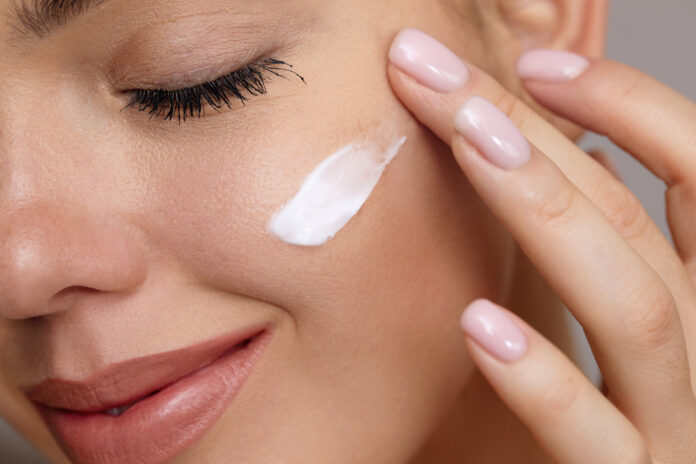 afydatwmeno derma.jpg