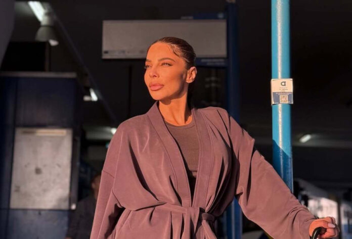 bae013da26504e4a151c2437d694d2b0 L.jpg