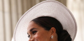 bc82ca24a4552d9181a086386a75e211 L.jpg