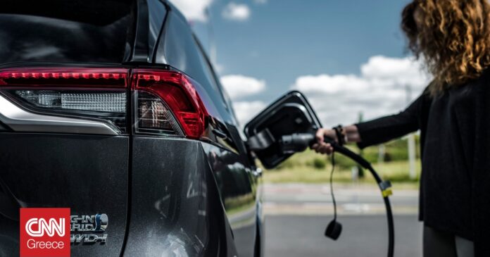 c509e0b6 toyota rav4 phev og.jpg