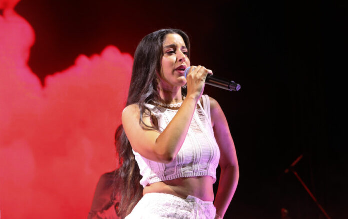 d6d26108db0a9acec4c875487568a471 L.jpg