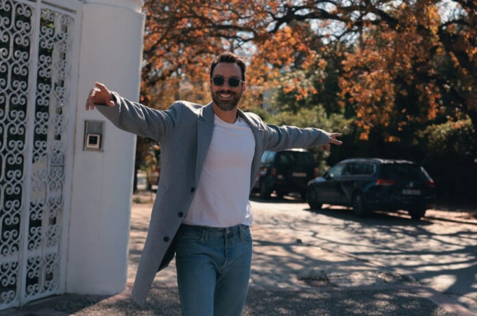 ecc5fddc093e7031eeda5a8d8f821abf L.jpg