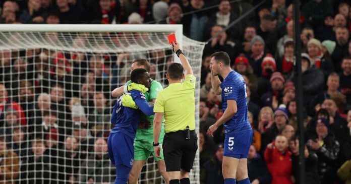 everton apoboli reuters 1200x630.jpg