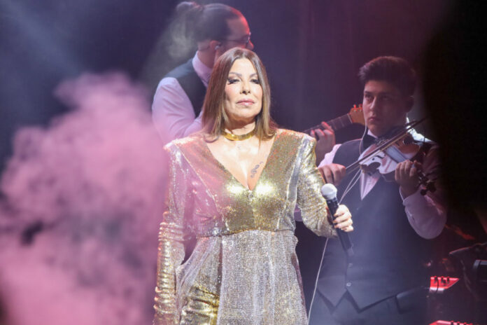 f5d117a8abc827029abbffa7aa956125 L.jpg