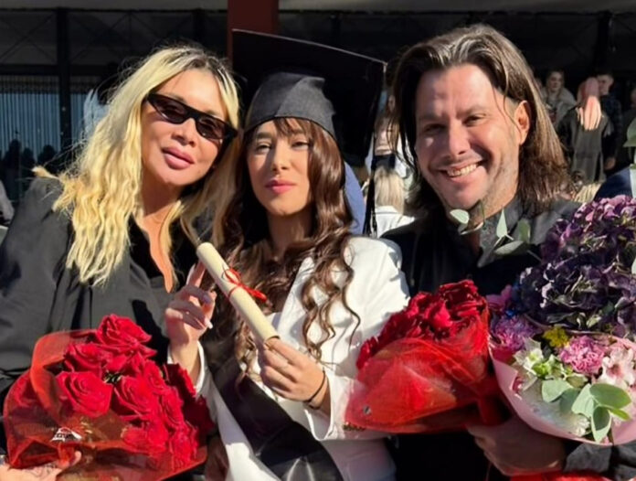 f6da0d2974469b1c8e773929a65addc8 L.jpg