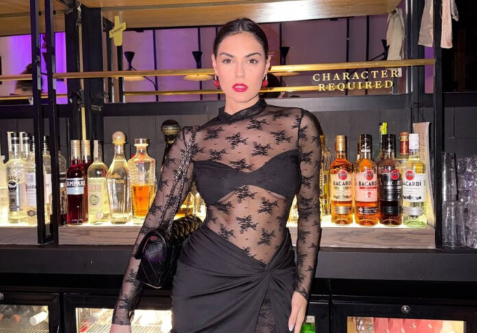 fa7271f5dfdc81527f86483afe7fee33 L.jpg