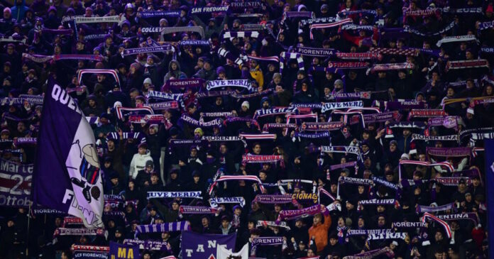fiorentina fans reuters 1200x630.jpg
