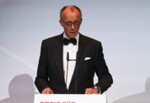 Πασαρέλα η κυβέρνηση Μερτς στη Γερμανία: Ξοδεύει χιλιάδες ευρώ για χτένισμα, μακιγιάζ και φωτογράφους friedrich merz 1 1200x630.jpg