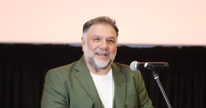 grigoris arnaoytogloy 1200x630.jpg